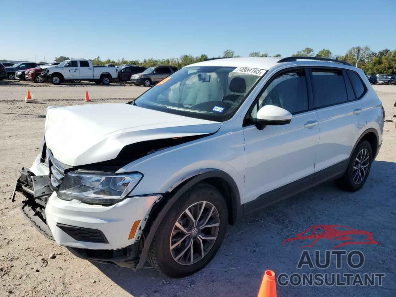 VOLKSWAGEN TIGUAN 2021 - 3VV1B7AX7MM120823