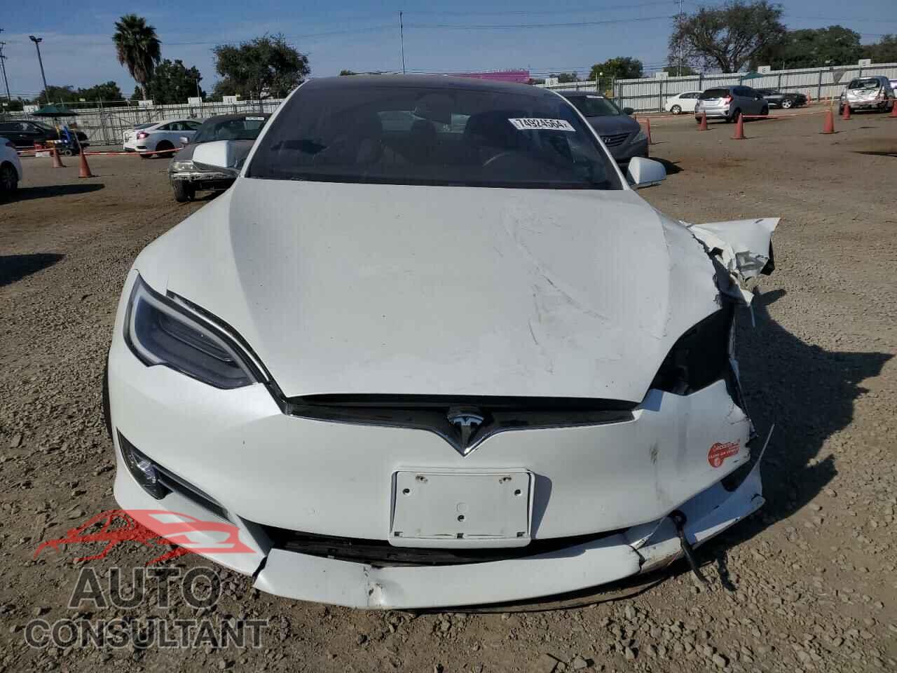 TESLA MODEL S 2017 - 5YJSA1E12HF233744