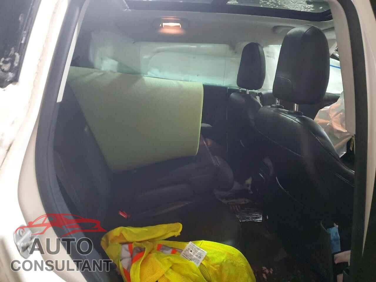 JEEP COMPASS 2020 - 3C4NJDBB1LT133270