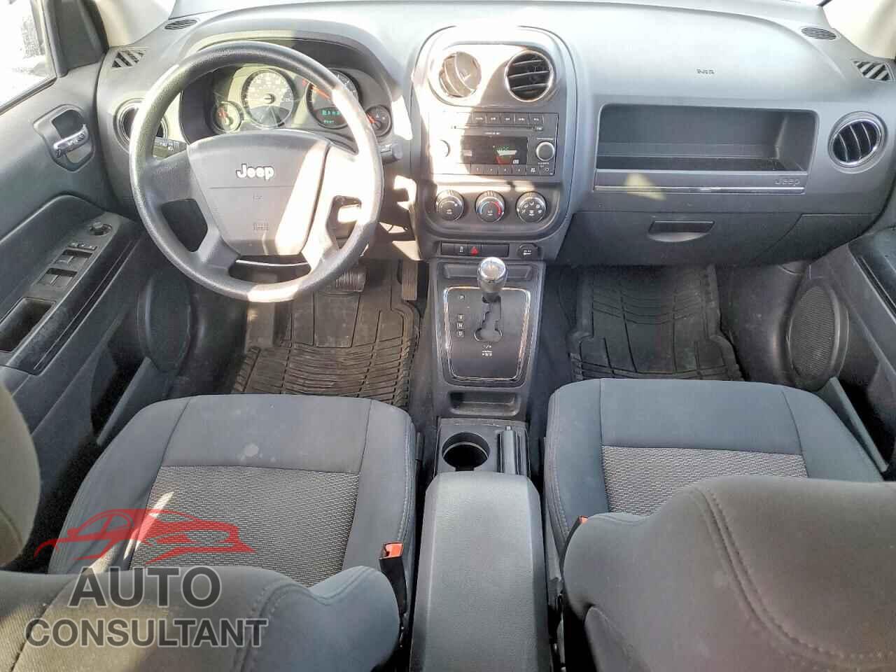JEEP COMPASS 2010 - 1J4NF4FB9AD545896