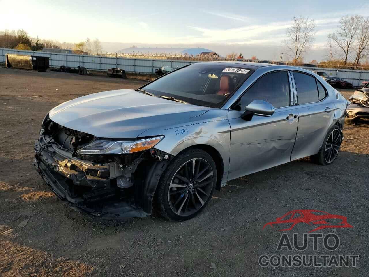 TOYOTA CAMRY 2018 - 4T1B61HK7JU094015