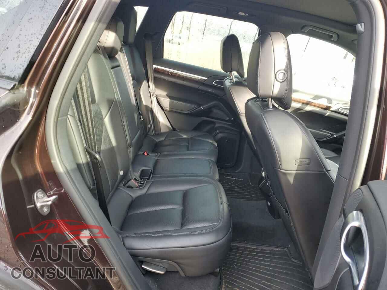 PORSCHE CAYENNE 2016 - WP1AE2A29GLA18604