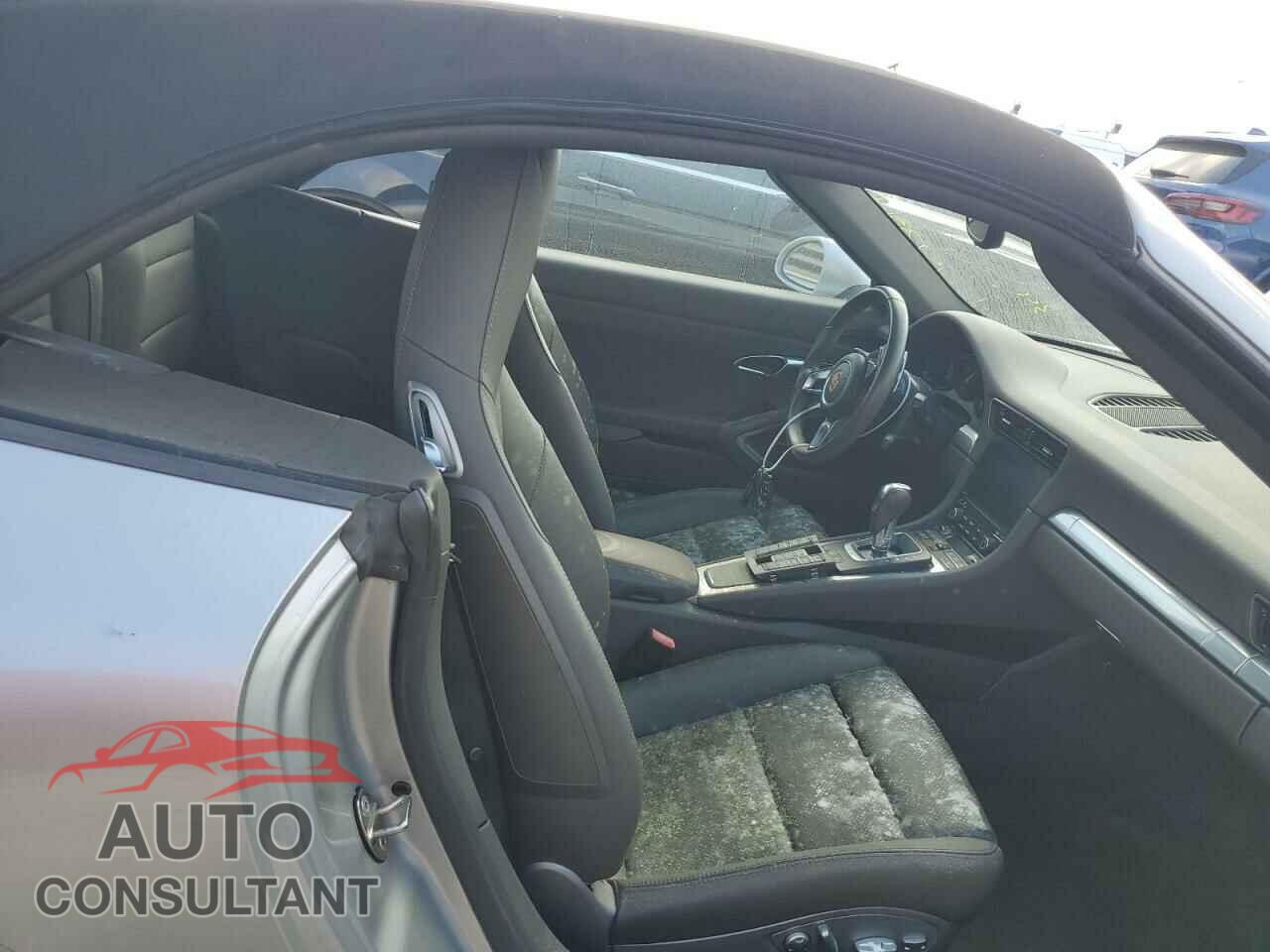PORSCHE 911 2017 - WP0CA2A9XHS141399