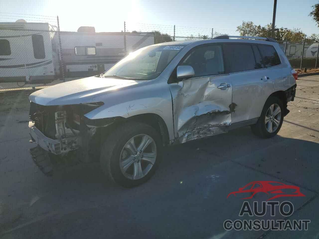 TOYOTA HIGHLANDER 2013 - 5TDDK3EH9DS251873