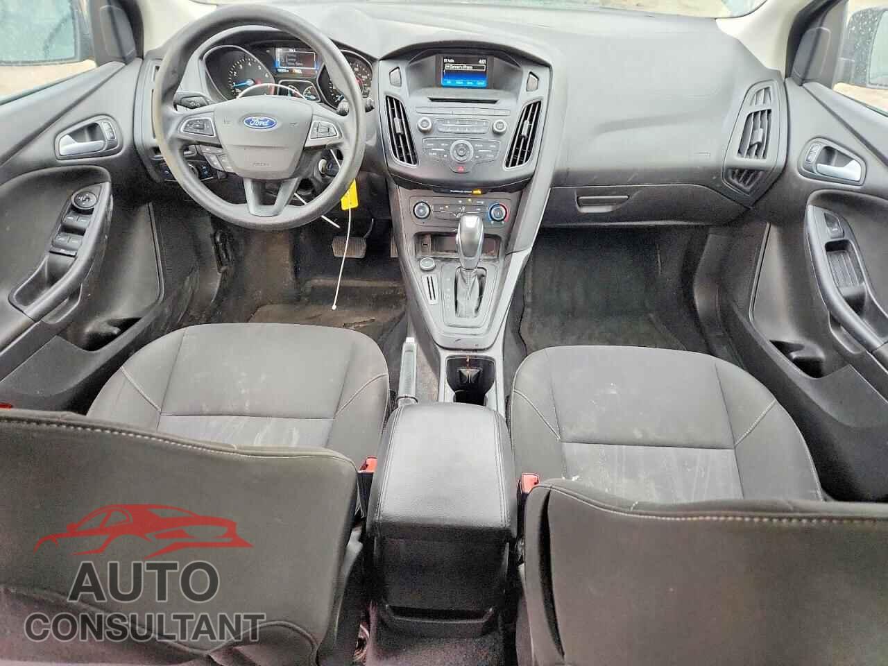 FORD FOCUS 2015 - 1FADP3K26FL228322