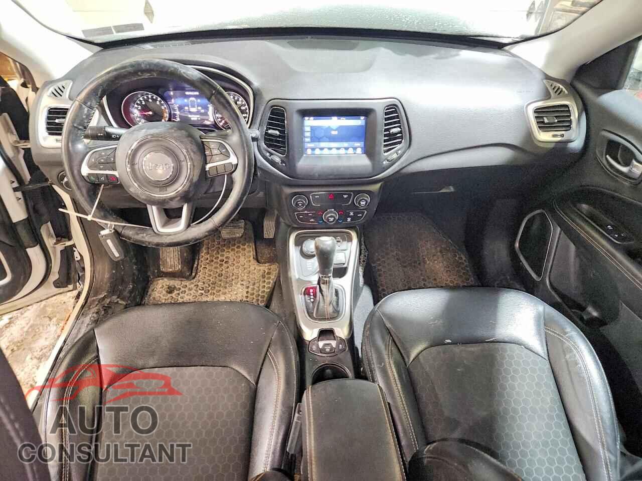 JEEP COMPASS 2018 - 3C4NJDBB5JT453964