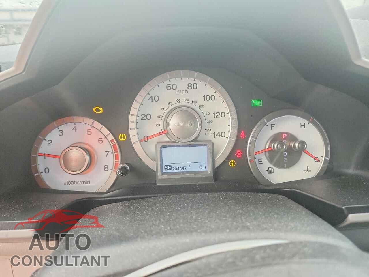 HONDA PILOT 2011 - 5FNYF3H96BB012776