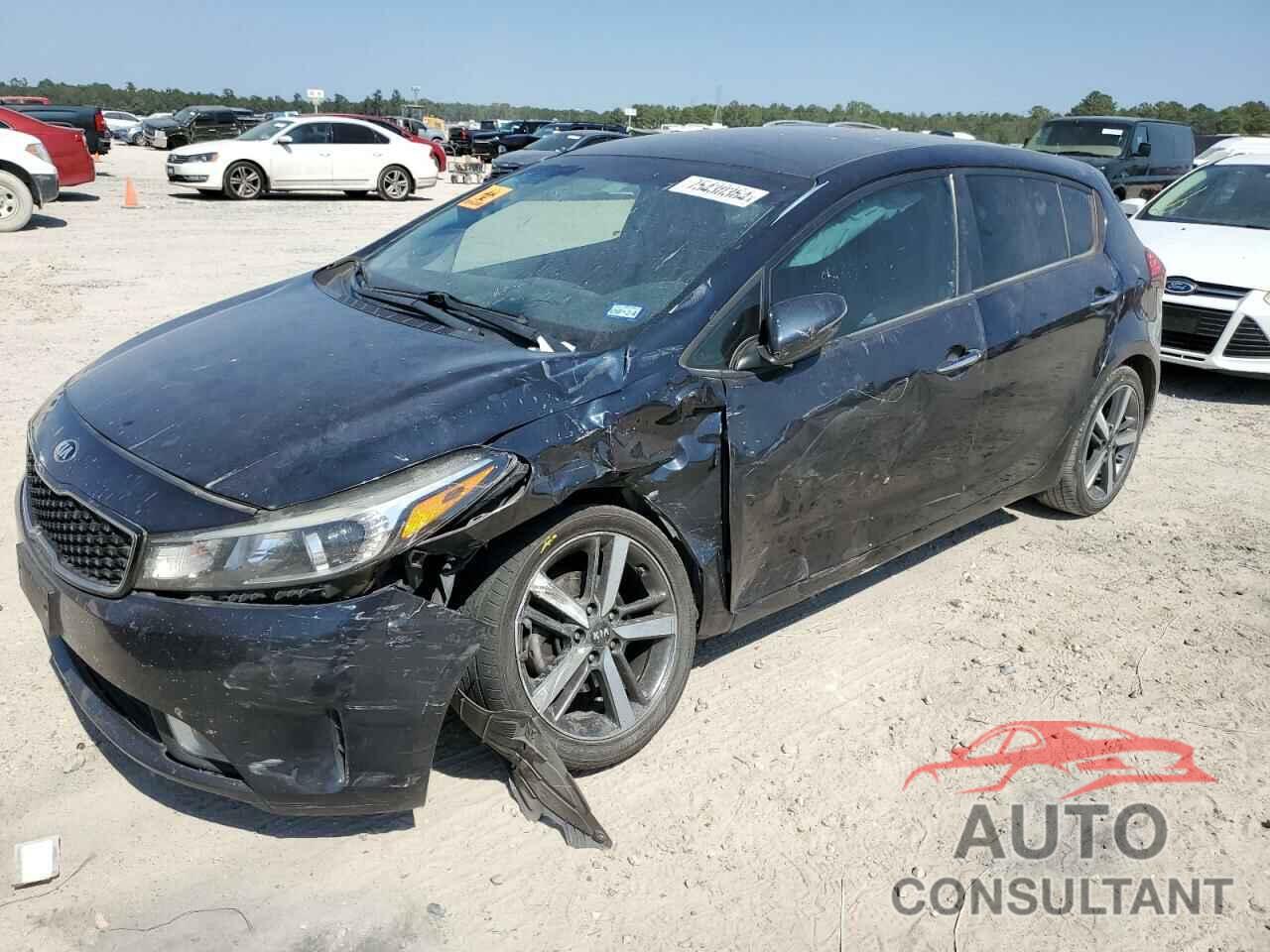 KIA FORTE 2017 - KNAFX5A83H5728754
