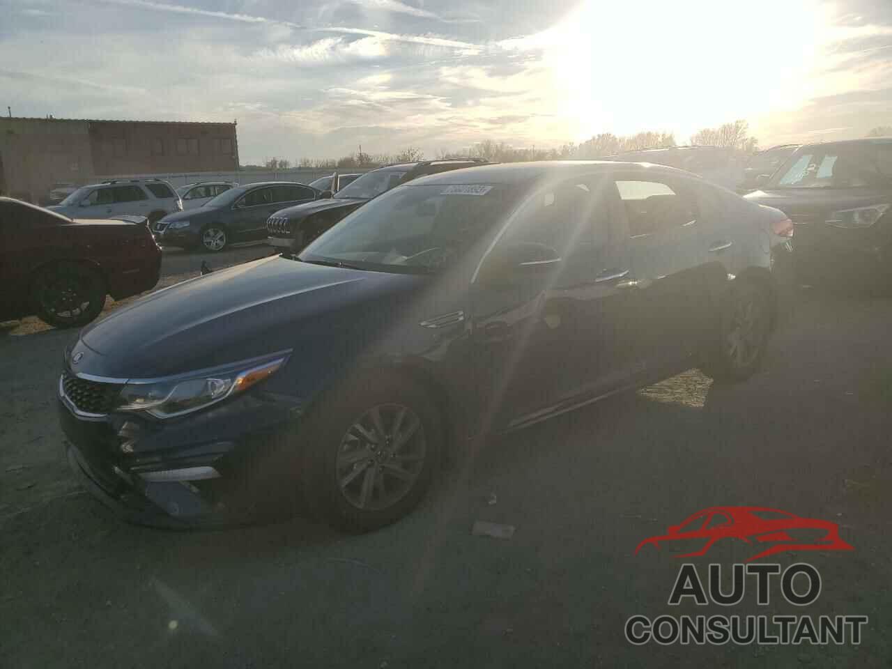 KIA OPTIMA 2019 - 5XXGT4L37KG281184