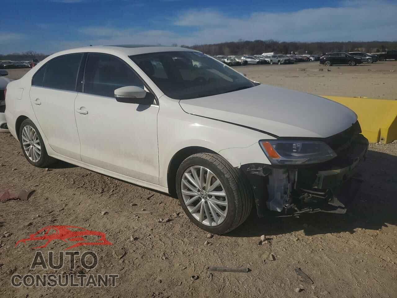 VOLKSWAGEN JETTA 2013 - 3VWLX7AJ5DM400189