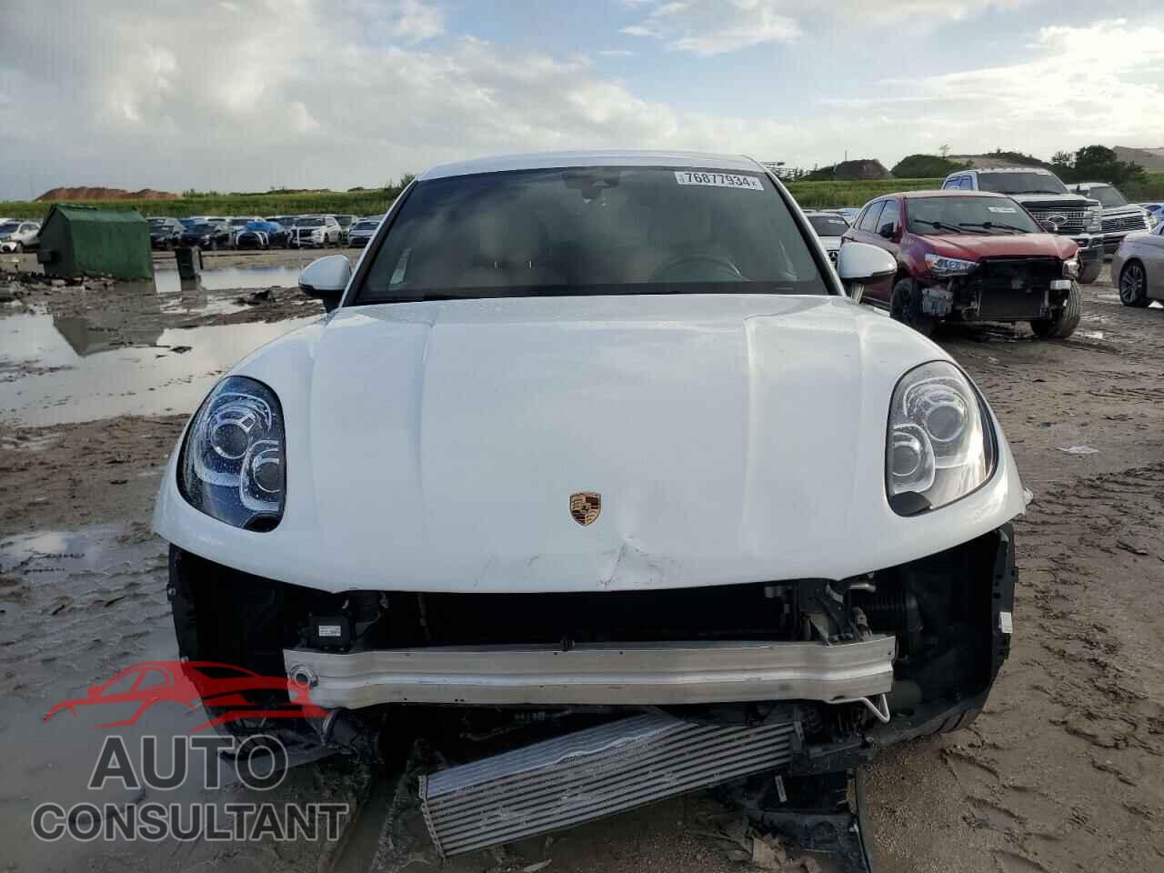PORSCHE MACAN 2018 - WP1AA2A51JLB03319