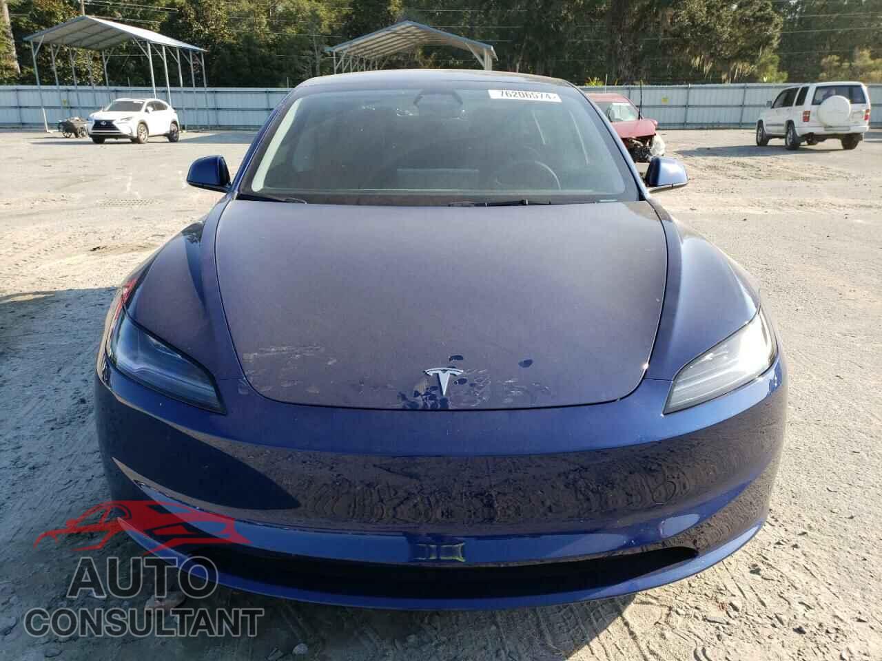 TESLA MODEL 3 2024 - 5YJ3E1EA9RF731675