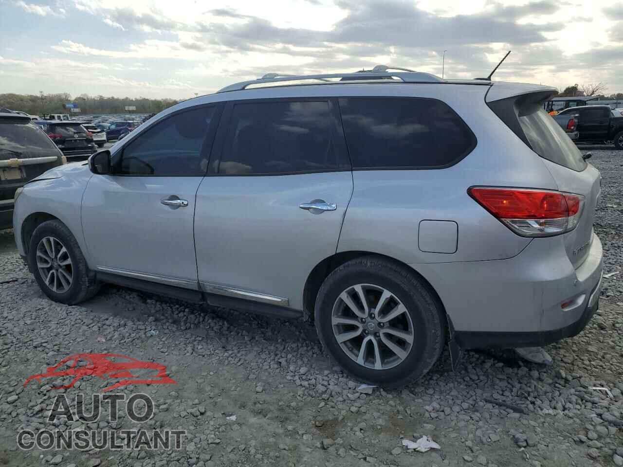 NISSAN PATHFINDER 2013 - 5N1AR2MM7DC669109
