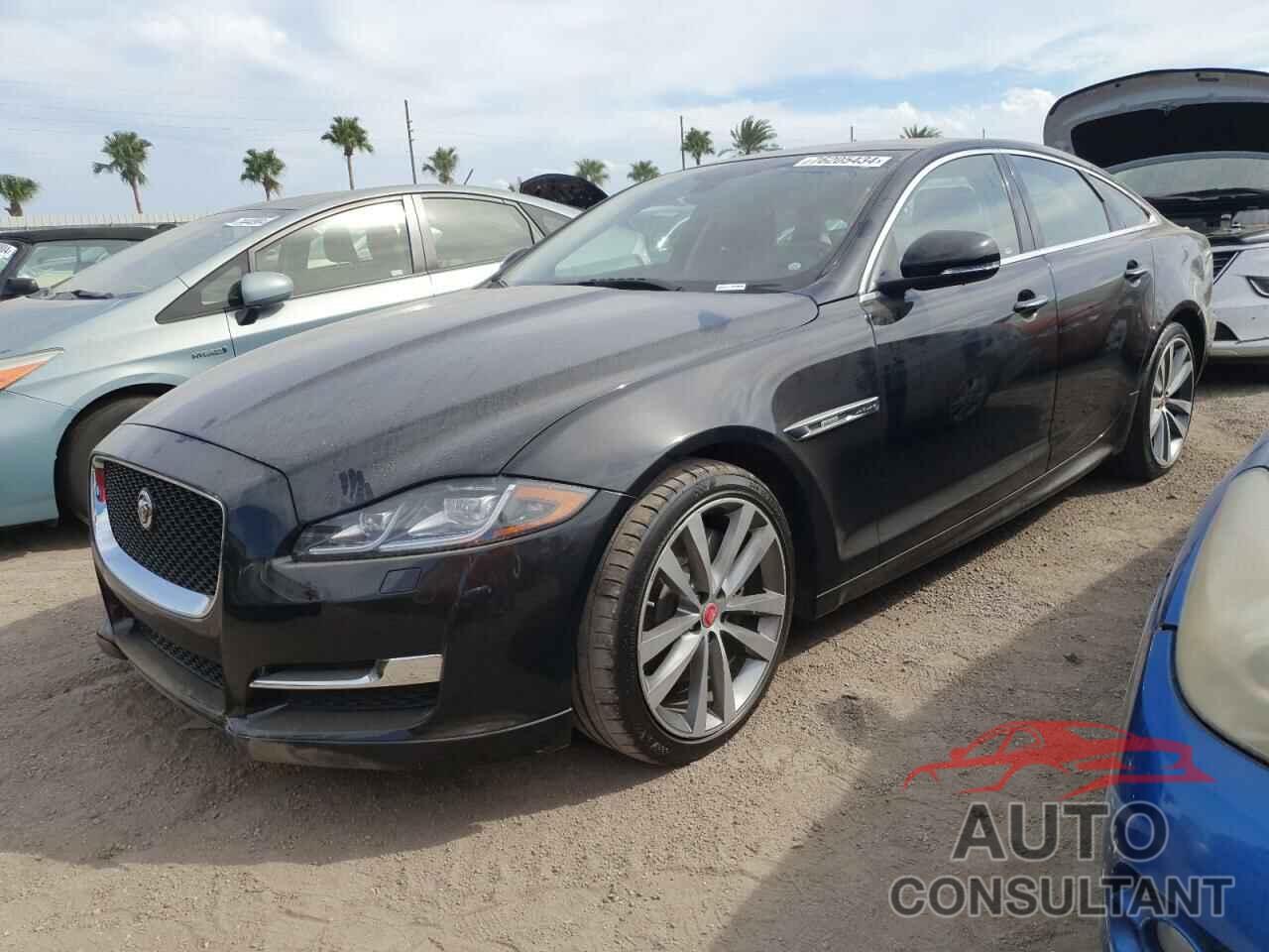 JAGUAR XJ 2017 - SAJWA1C70H8W08833