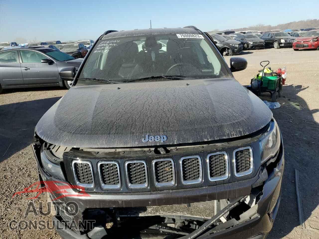 JEEP COMPASS 2017 - 3C4NJDBB9HT664577