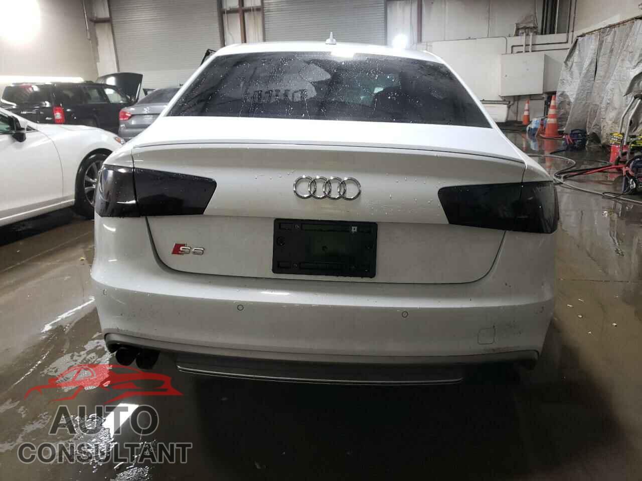 AUDI S6/RS6 2013 - WAUF2AFC2DN033082