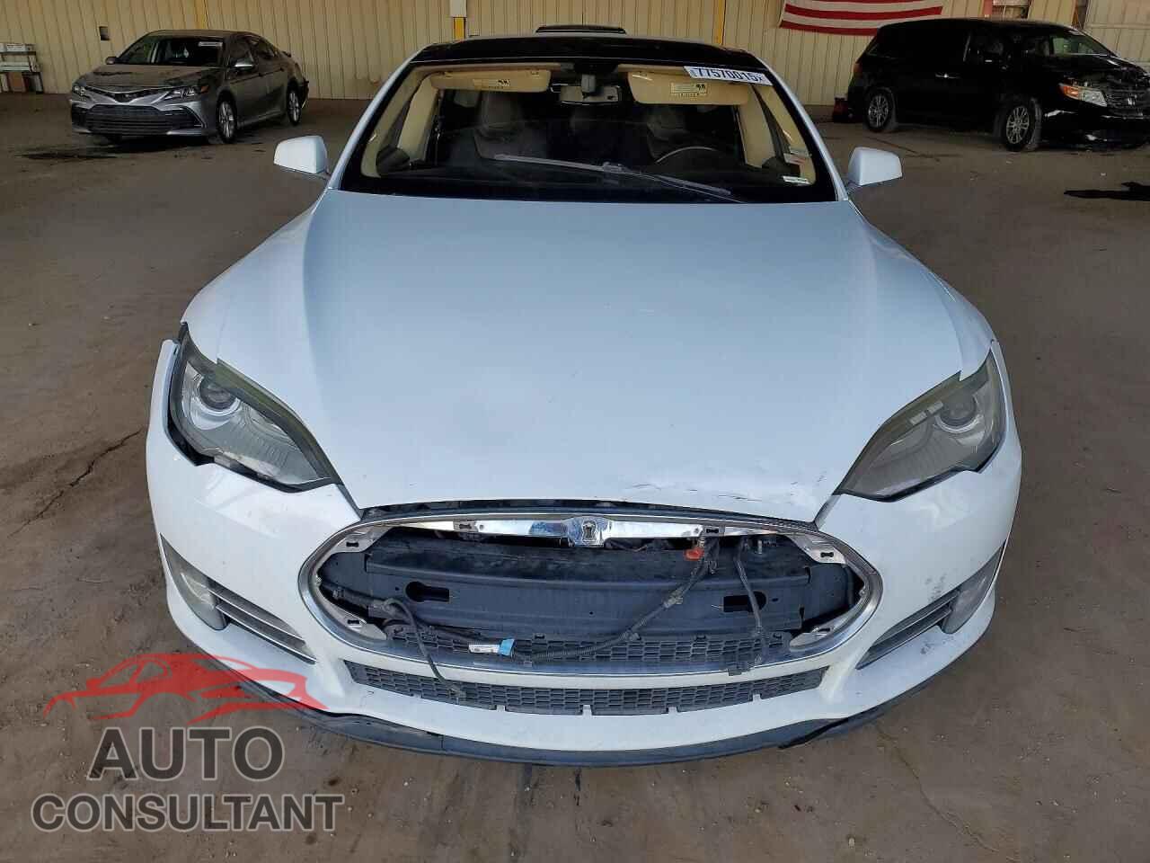 TESLA MODEL S 2013 - 5YJSA1DN2DFP08176