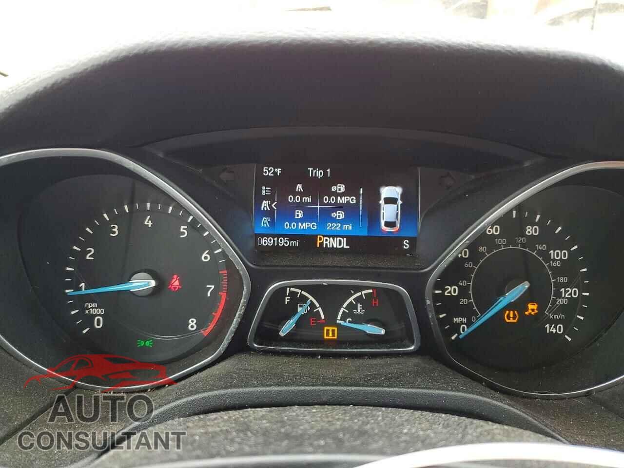 FORD FOCUS 2016 - 1FADP3F25GL290306