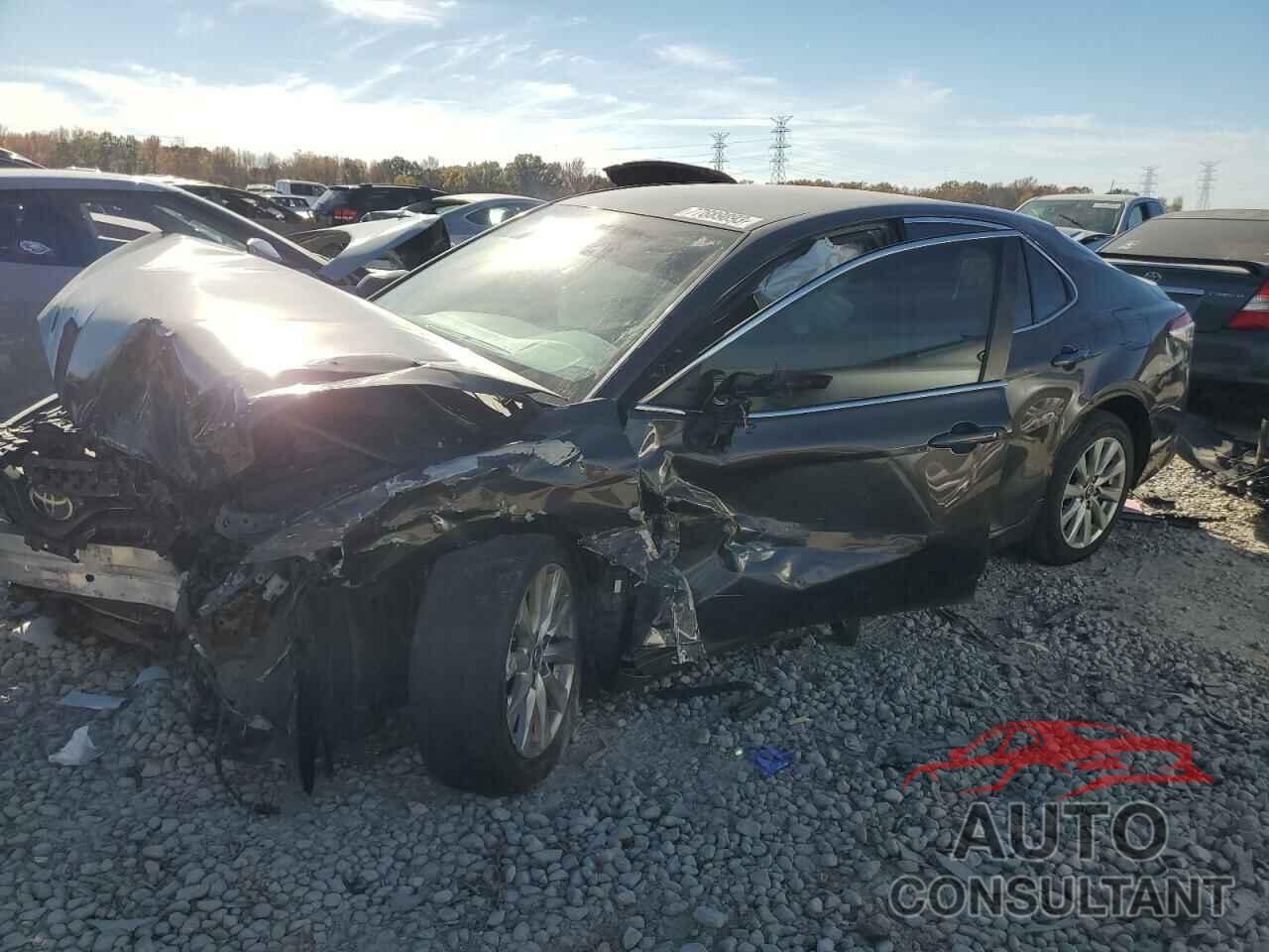 TOYOTA CAMRY 2018 - 4T1B11HK1JU539265