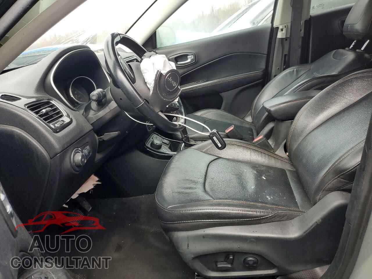 JEEP COMPASS 2021 - 3C4NJDCB2MT583364