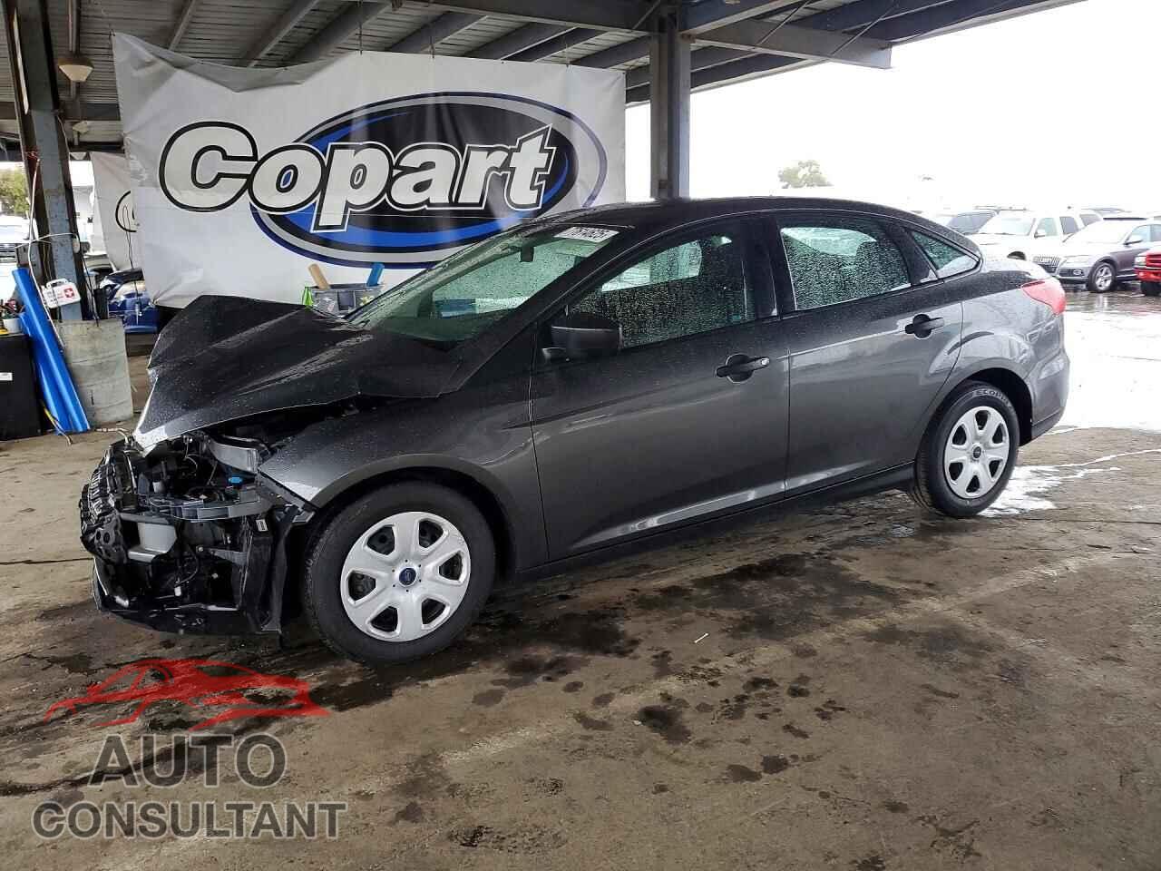 FORD FOCUS 2017 - 1FADP3E23HL219883