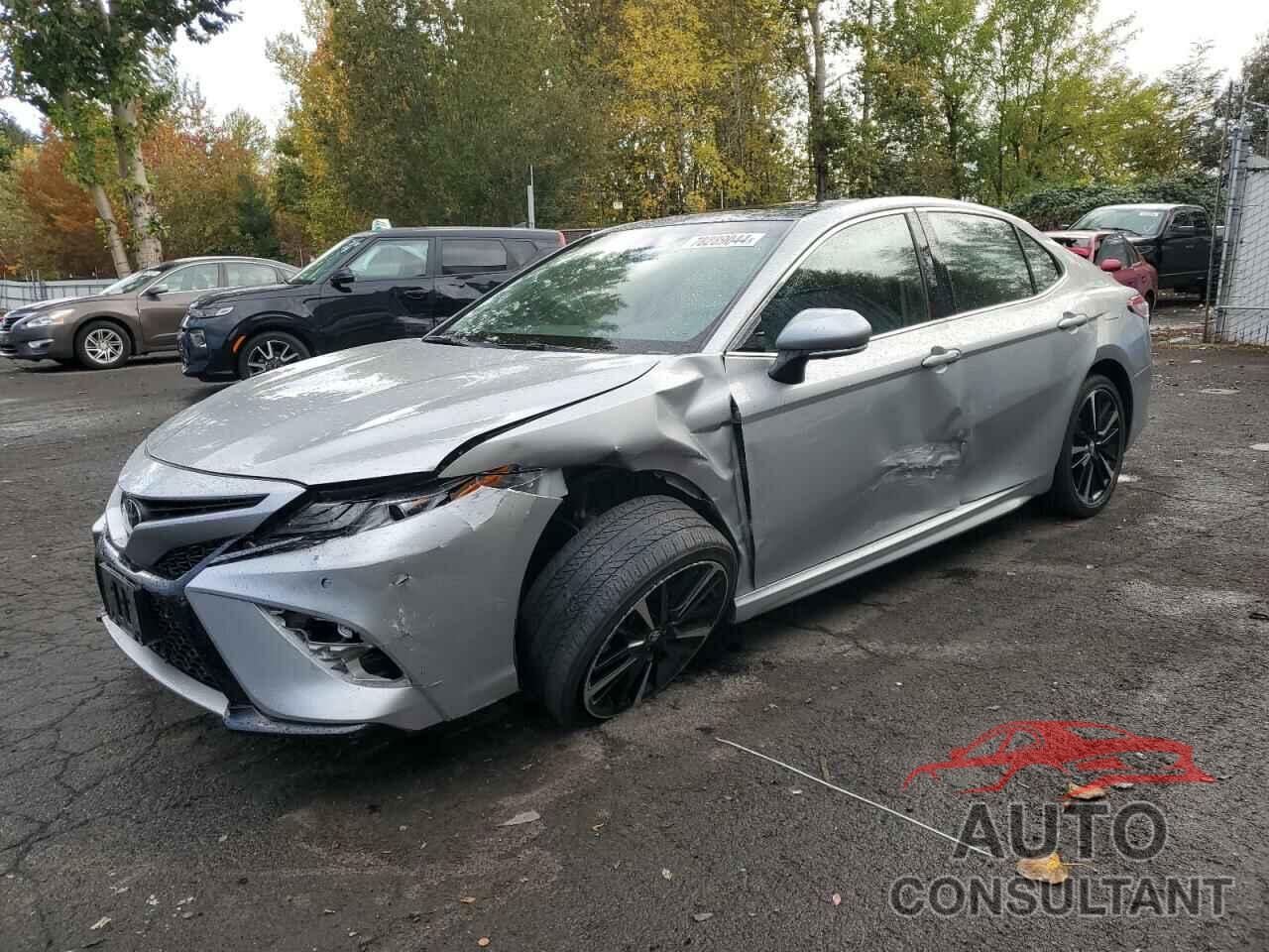 TOYOTA CAMRY 2018 - 4T1BZ1HK9JU503137