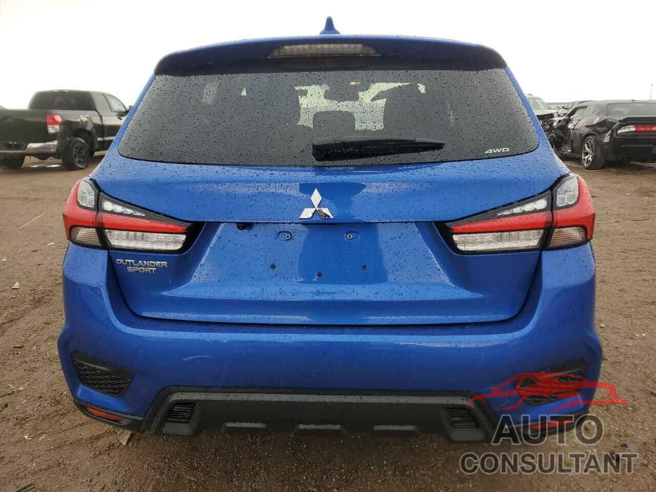 MITSUBISHI OUTLANDER 2021 - JA4ARUAU4MU009215