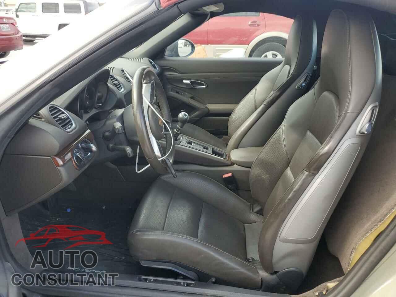 PORSCHE BOXSTER 2018 - WP0CA2A84JS211055