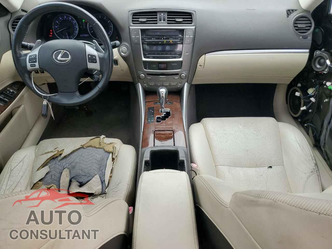 LEXUS IS 2011 - JTHBF5C23B5150187