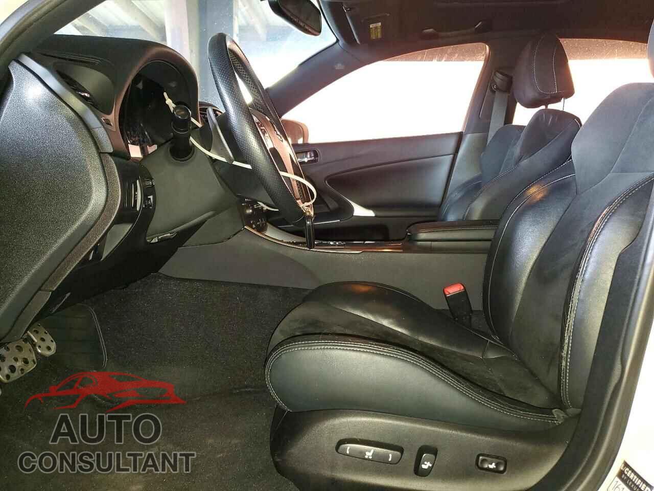 LEXUS IS 2012 - JTHBF5C26C5161220