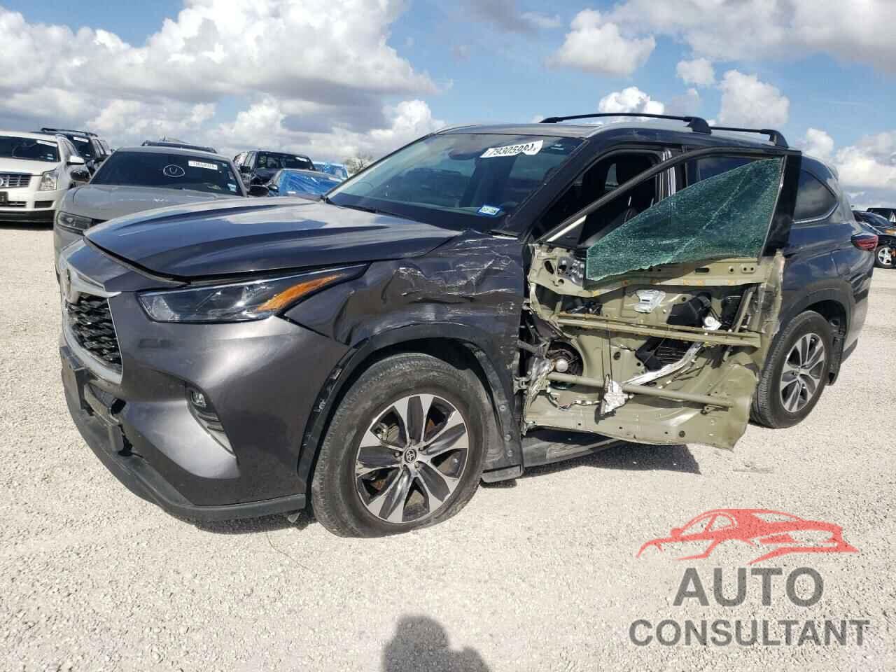 TOYOTA HIGHLANDER 2022 - 5TDGZRAH0NS543690