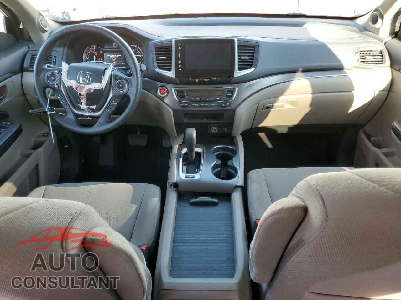 HONDA PILOT 2017 - 5FNYF5H3XHB033307
