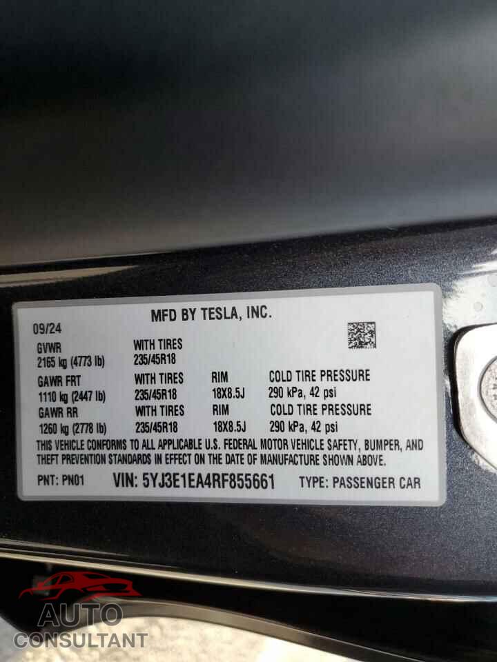 TESLA MODEL 3 2024 - 5YJ3E1EA4RF855661