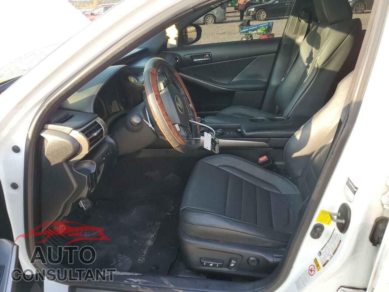 LEXUS IS 2014 - JTHBF1D28E5010972