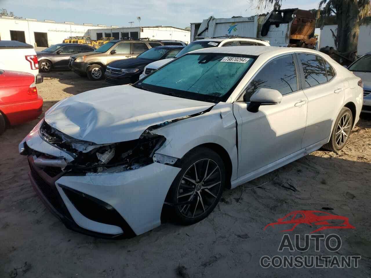 TOYOTA CAMRY 2022 - 4T1G11AK8NU025600