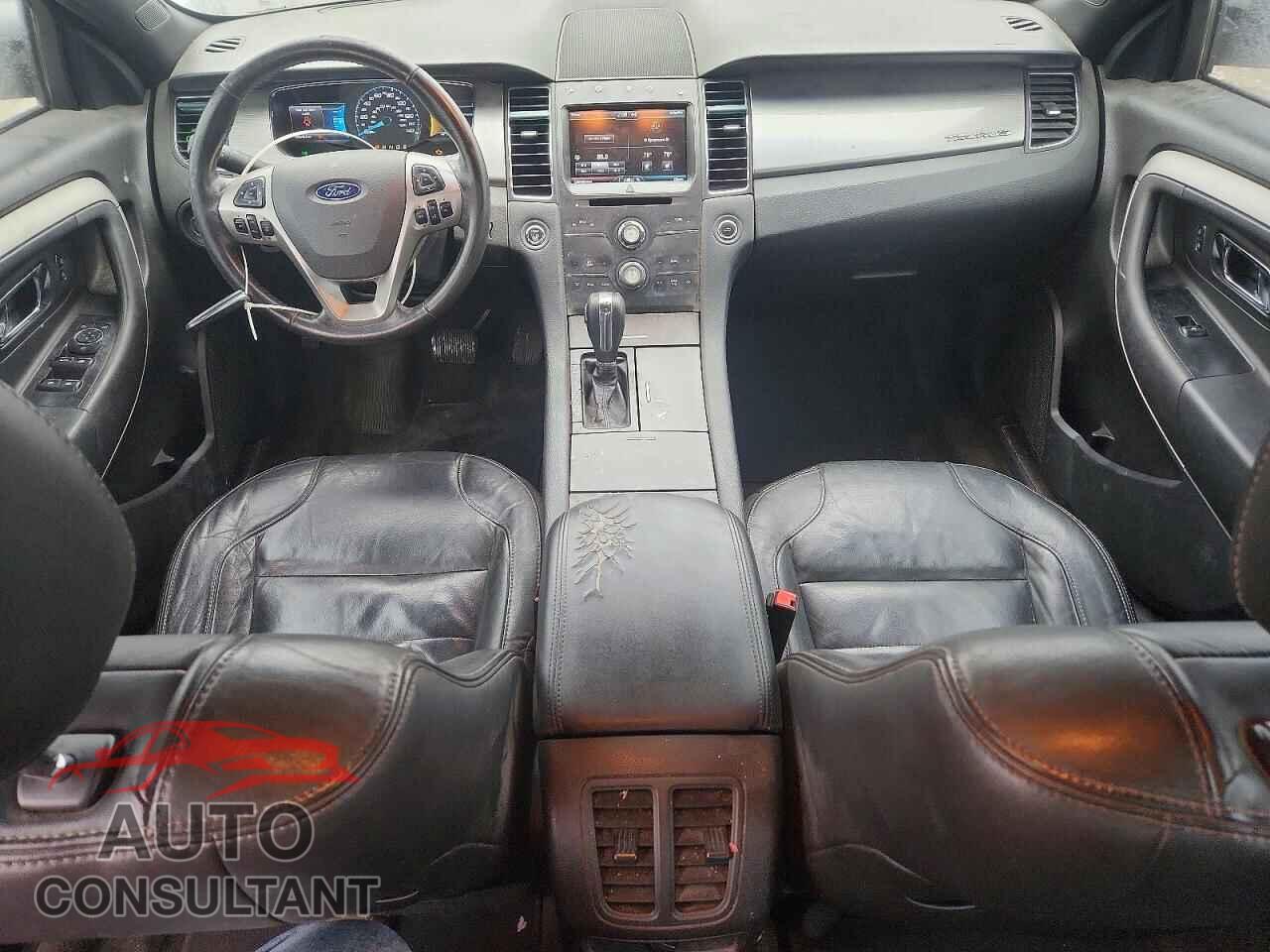 FORD TAURUS 2015 - 1FAHP2E85FG100531