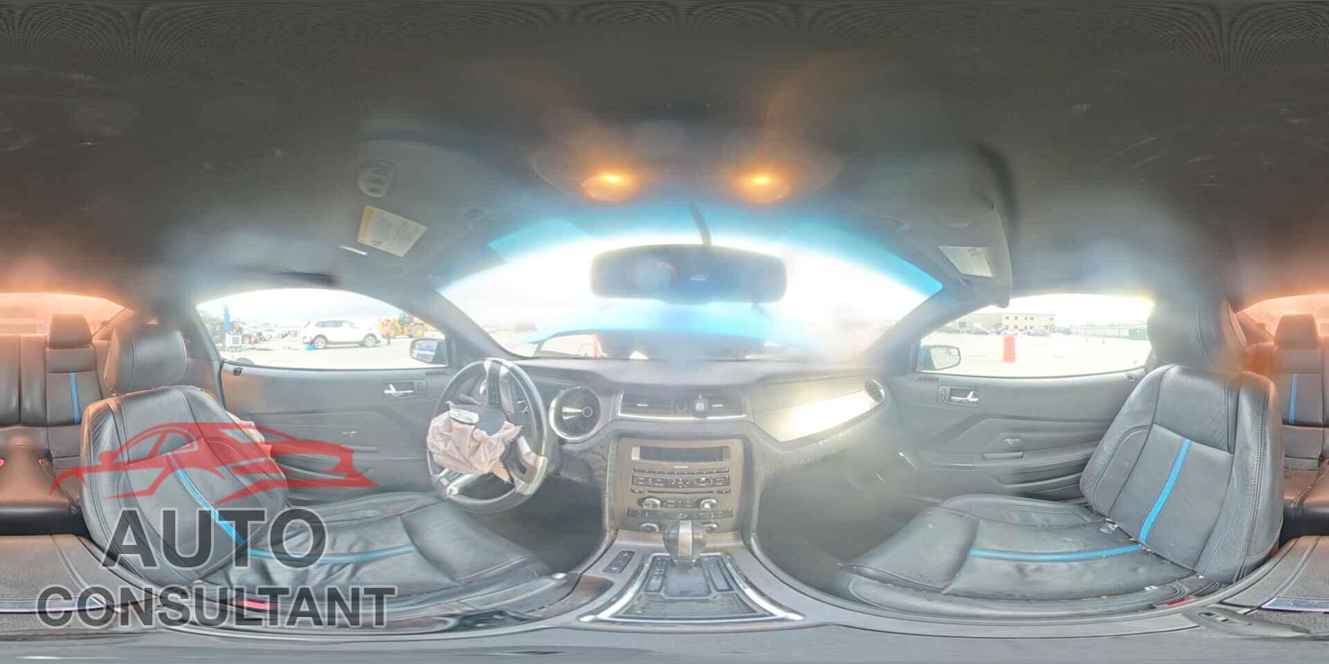 FORD MUSTANG 2014 - 1ZVBP8CF1E5259140