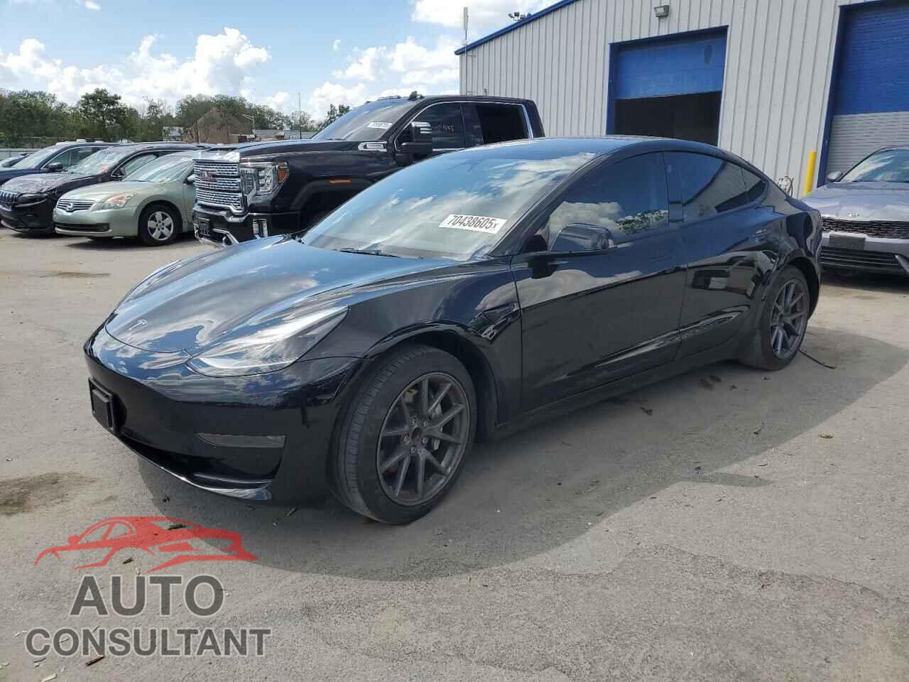 TESLA MODEL 3 2023 - 5YJ3E1EA5PF382608