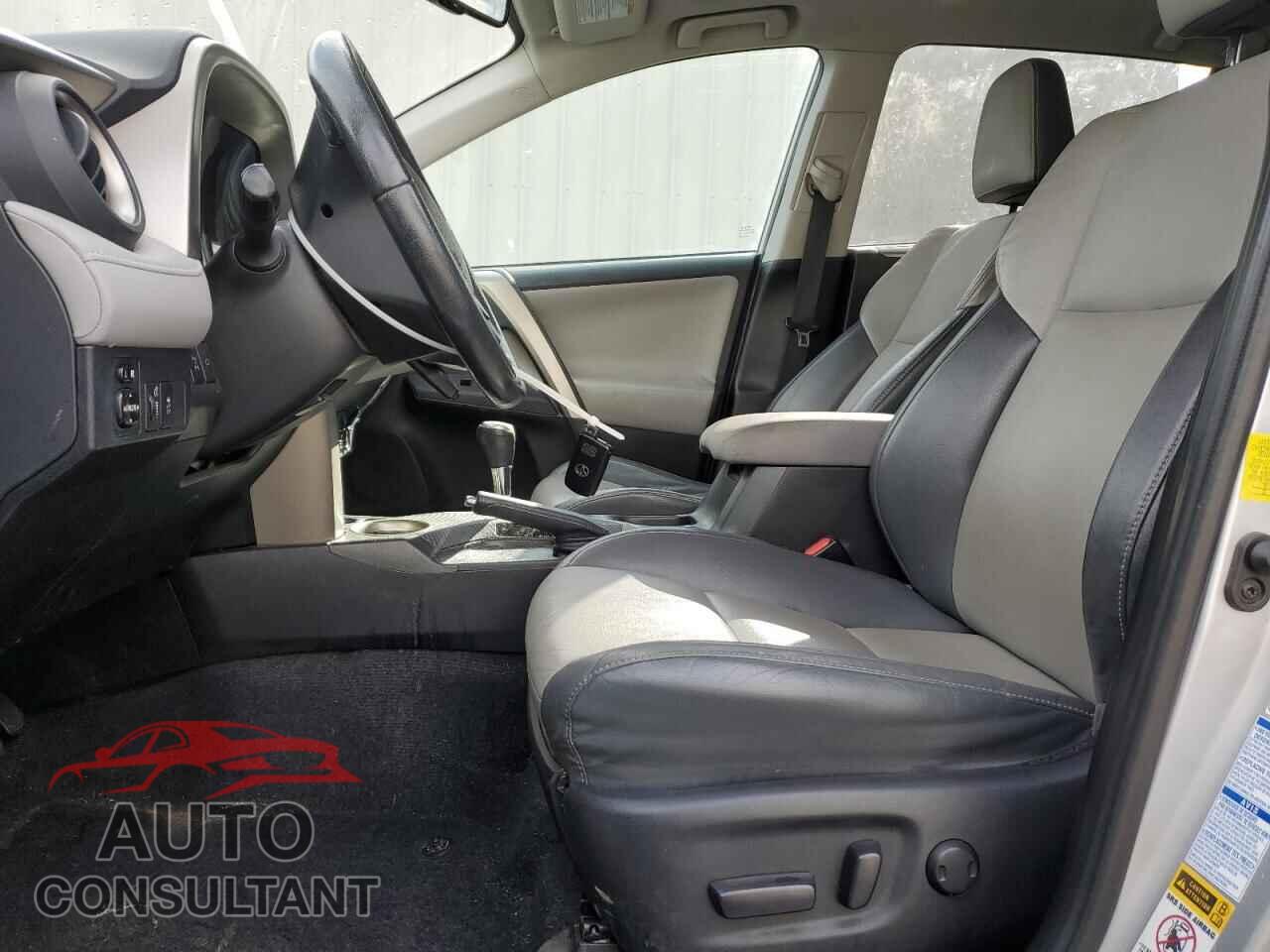 TOYOTA RAV4 2015 - 2T3DFREV3FW343267