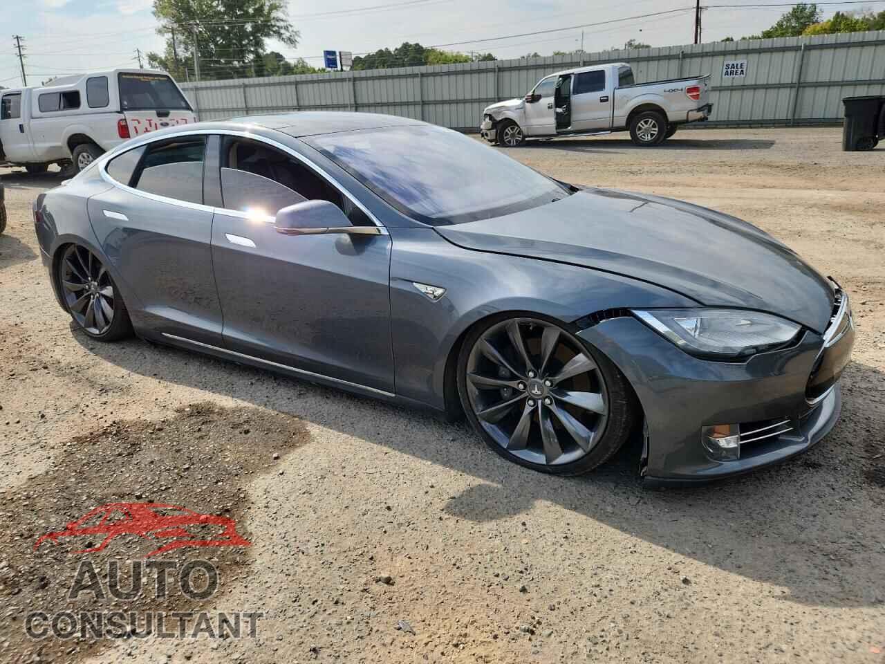 TESLA MODEL S 2013 - 5YJSA1DP7DFP05582
