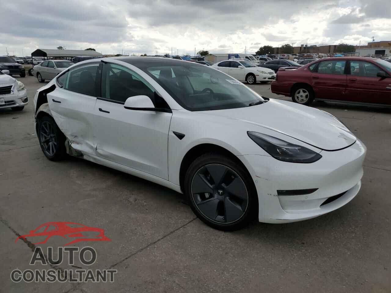 TESLA MODEL 3 2022 - 5YJ3E1EA0NF321549