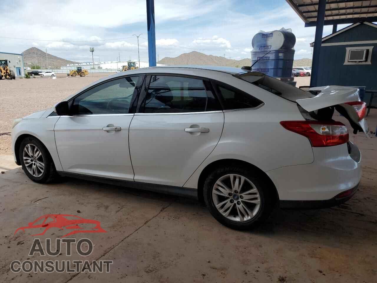FORD FOCUS 2012 - 1FAHP3H26CL147972
