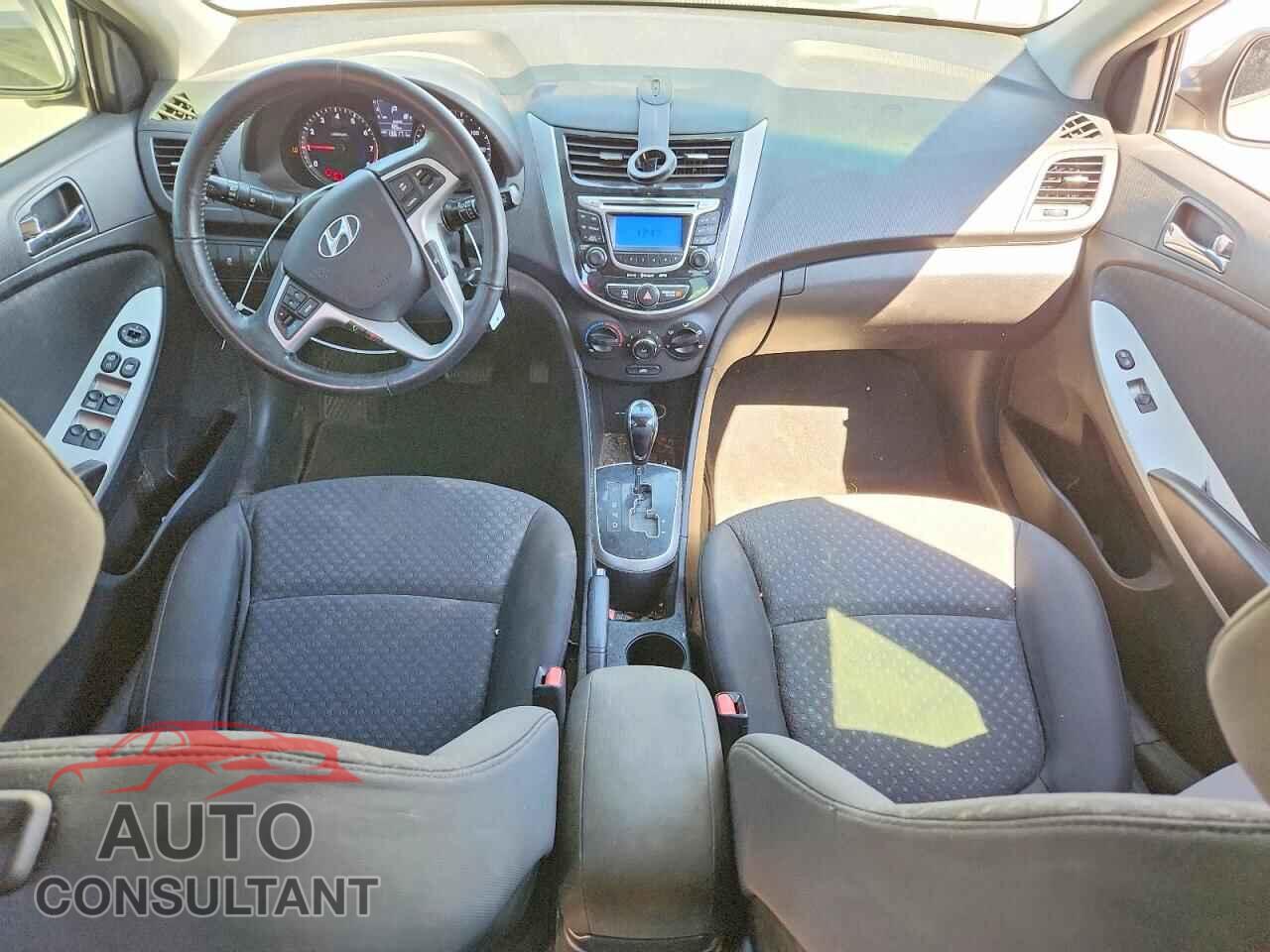 HYUNDAI ACCENT 2012 - KMHCU5AE3CU006280