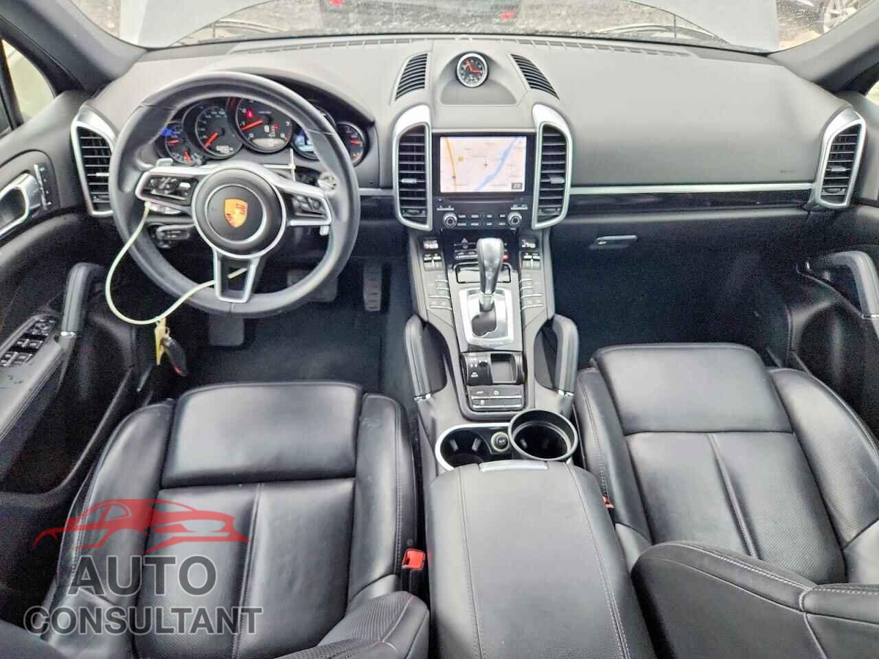 PORSCHE CAYENNE 2018 - WP1AA2A25JKA06443