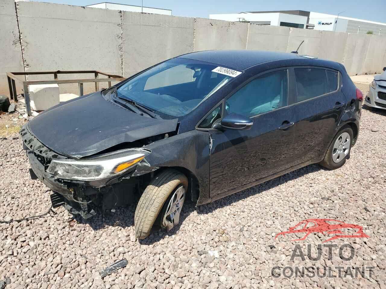 KIA FORTE 2018 - KNAFK5A81J5773924
