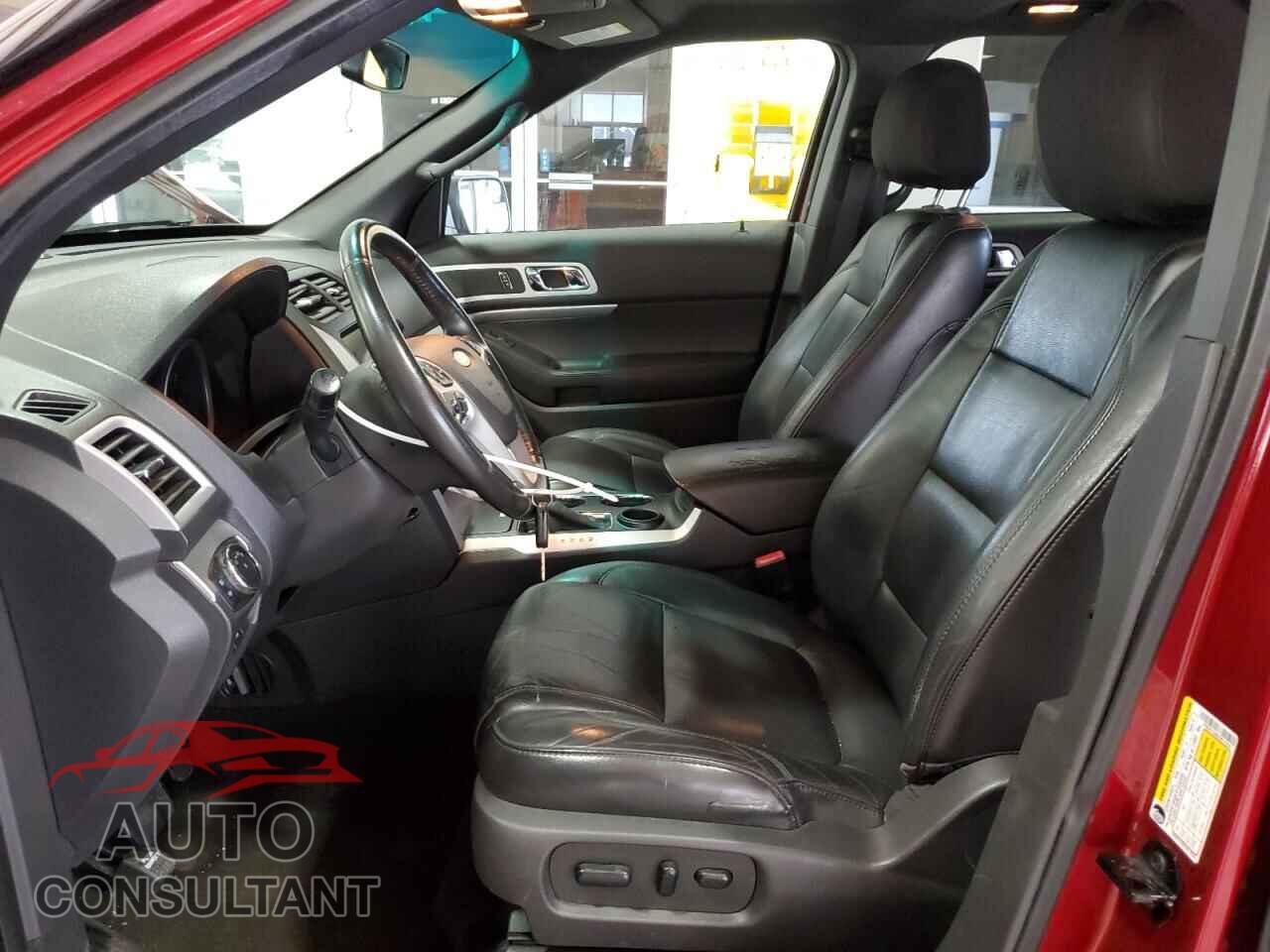 FORD EXPLORER 2013 - 1FM5K7D88DGB13258