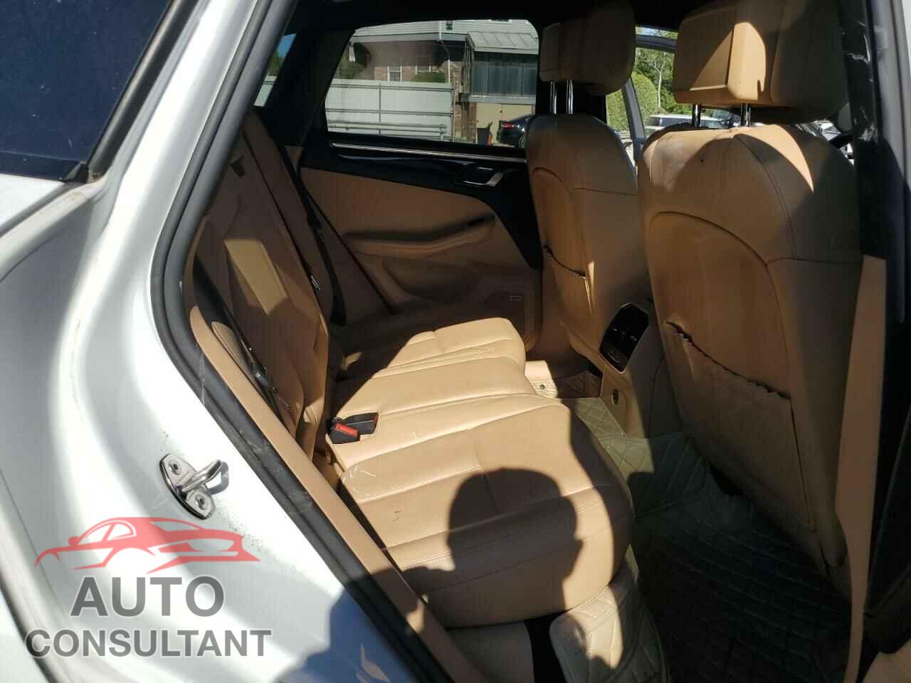 PORSCHE MACAN 2017 - WP1AB2A54HLB21157