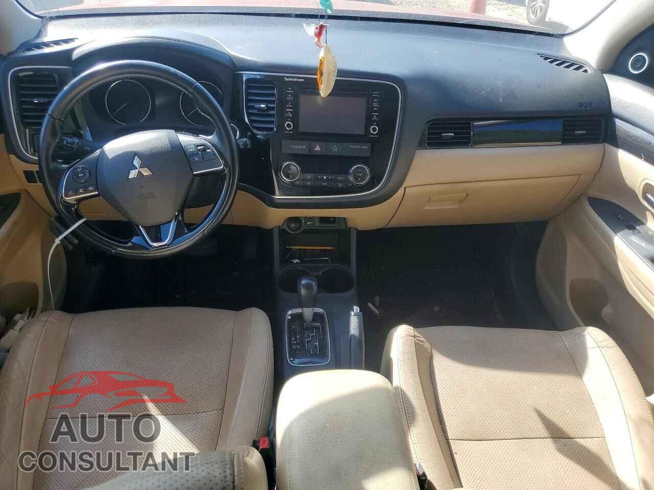 MITSUBISHI OUTLANDER 2016 - JA4AD3A37GZ037579