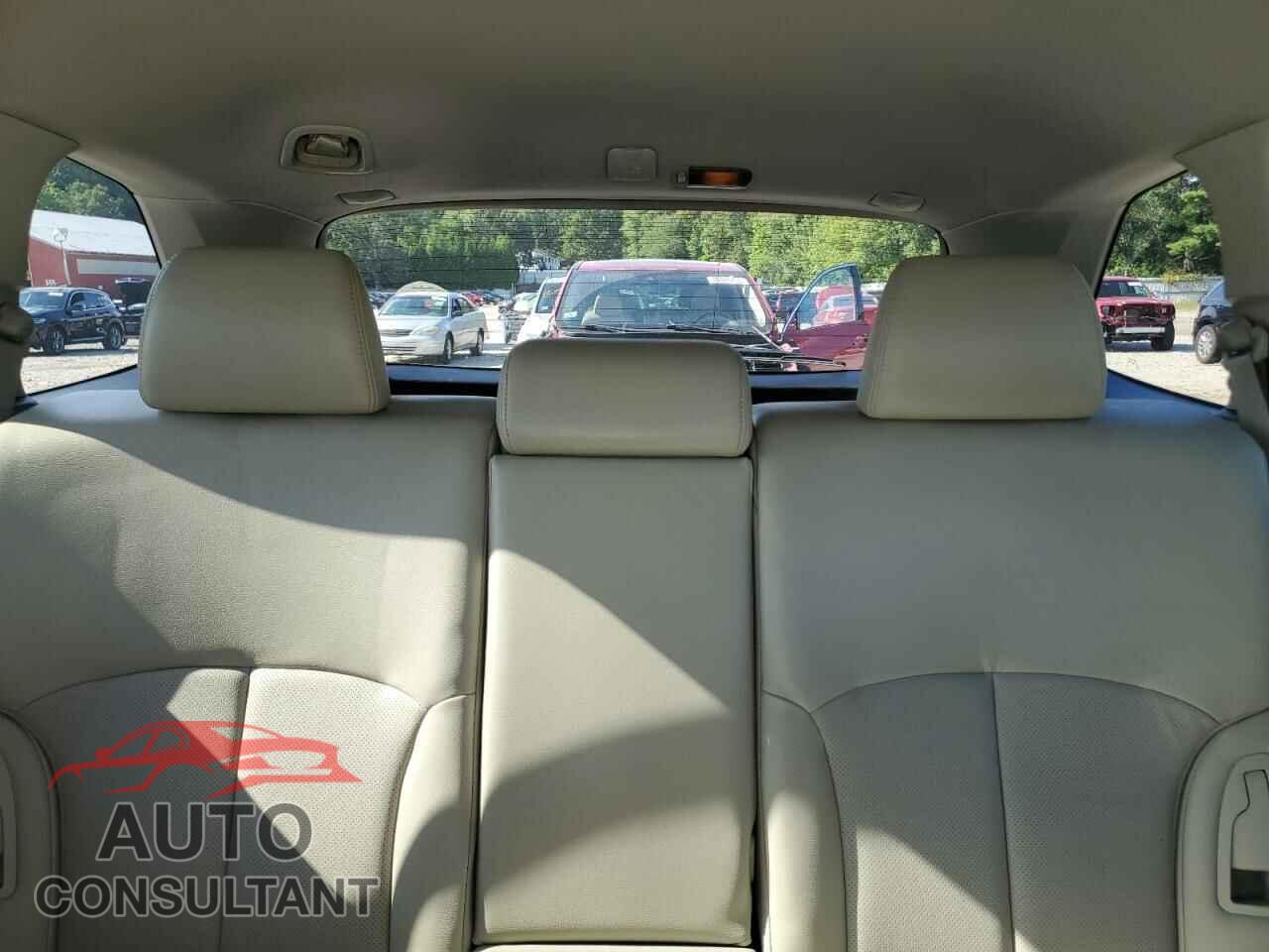 SUBARU OUTBACK 2013 - 4S4BRBLC8D3304208