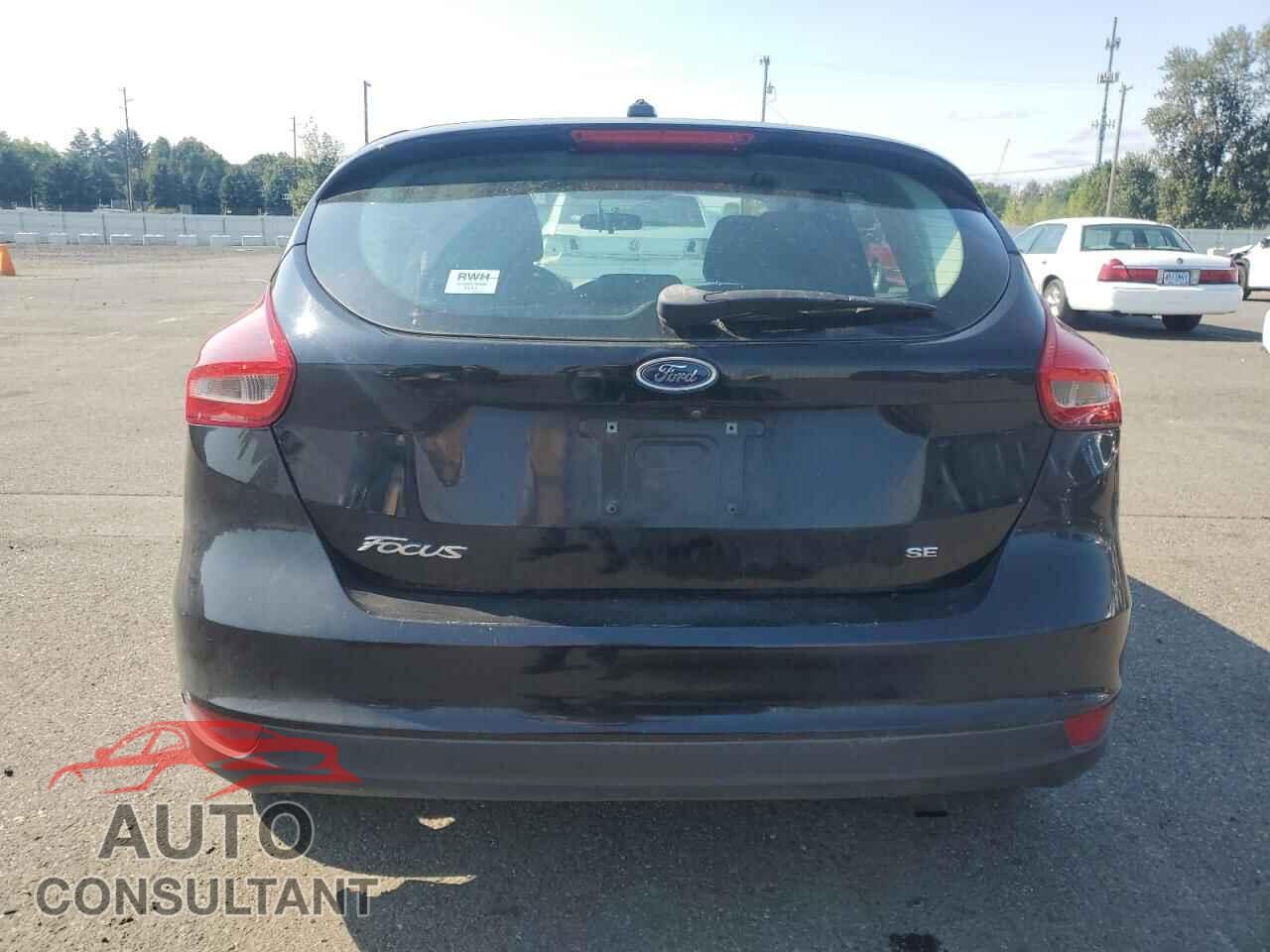 FORD FOCUS 2017 - 1FADP3K29HL255520
